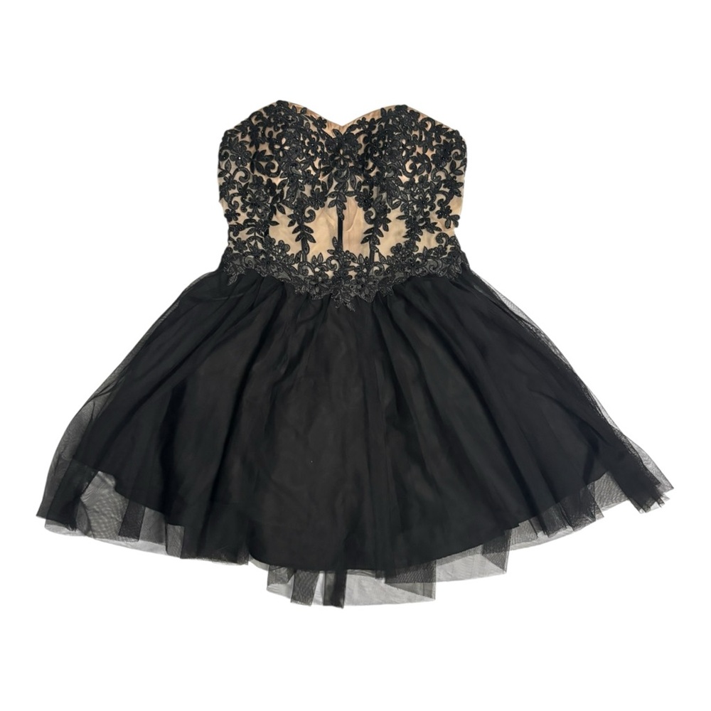 Elegant Strapless Black and Cream Dress